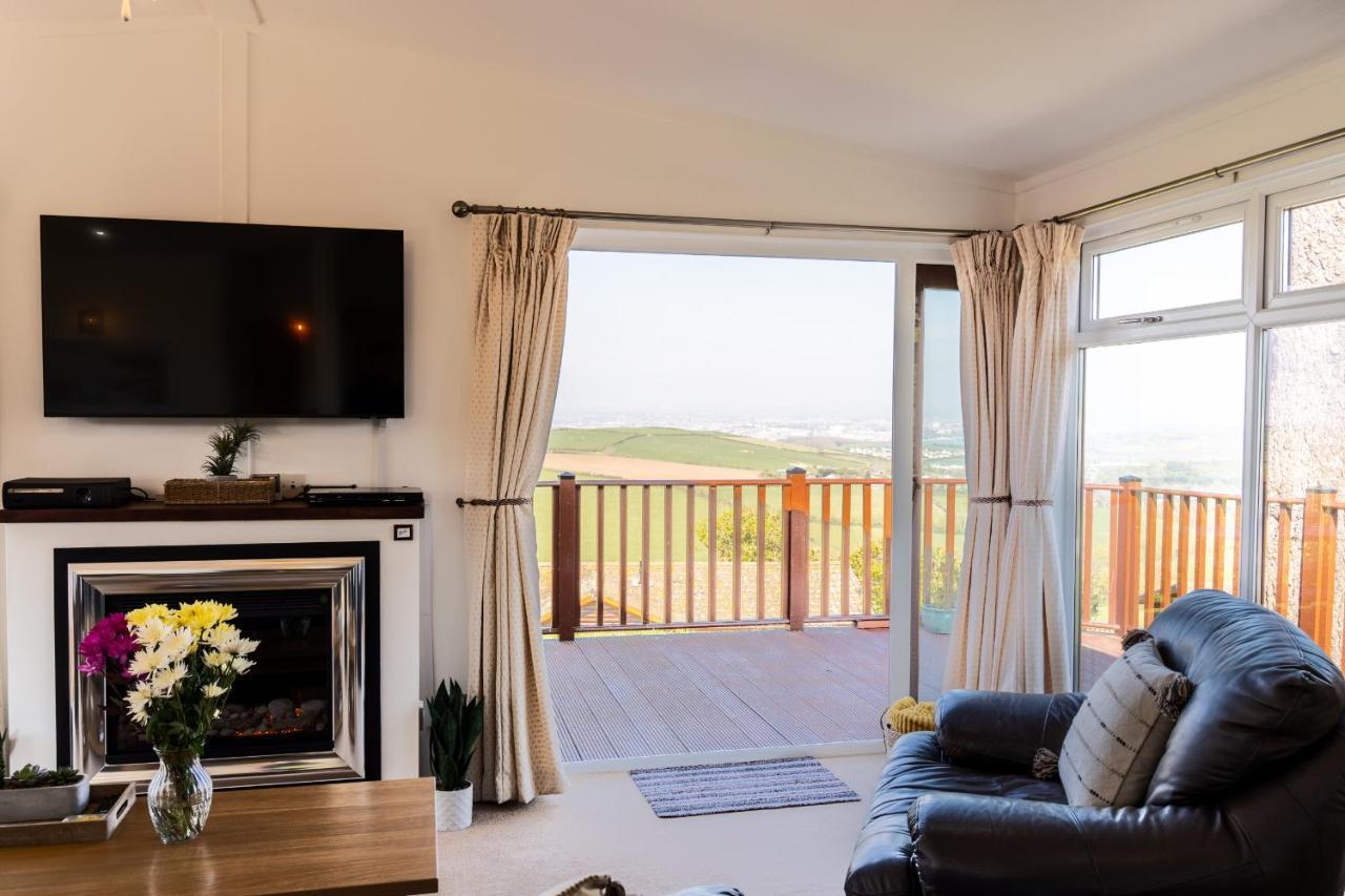 Finest Retreats - Serendipity Lodge Torpoint Ngoại thất bức ảnh